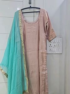Koskii Peach Kurta With Contrasting Green Bottom