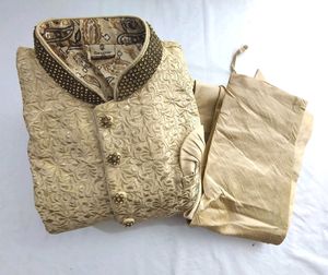 Cream Embroidered Sherwani Set (Men&#39;s)