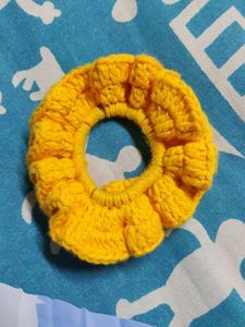 crochet scrunchie