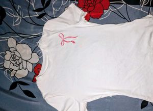 Cute White Tee with Ribbon