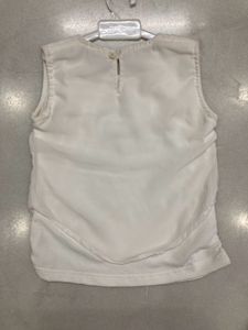Designer White Top With Trendy Blue Jeans