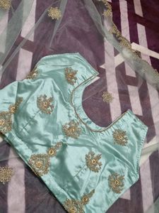 Lehng Cholli With Dupatta and Complimentary Top