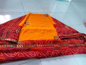 &#34;Pila Saree With Unstitched Blouse