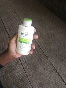 Simple Replenishing Rich Moisturizer