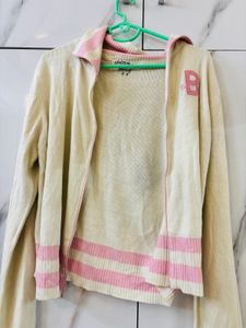 White Sweater With Pink Lining