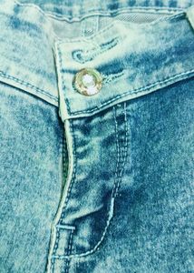 Light Wash Denim Jeans