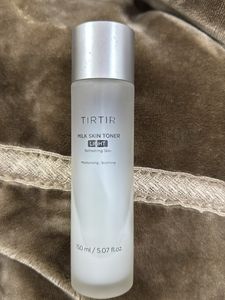 TIRTIR Milk Skin Toner Light