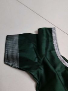 Borderless Dark Green Saree..
