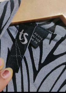 Grey Printed Shrug For Girl Or Woman 38 Bust