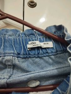 Light Wash Jeans