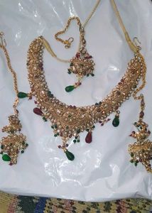 Jewellery Sat