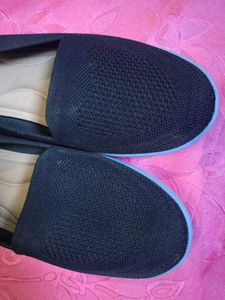 Black Shoes N White Flats