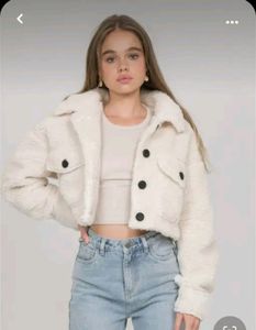 Crop woollen Jacket
