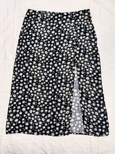 Daisy Print Slit Midi Skirt