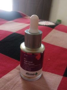 The Derma Co Face Serum