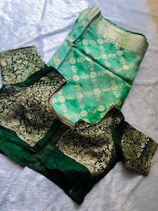 Stylish Banarsi Saree (Women's)