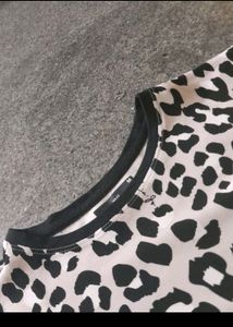Leopard Print Tshirt