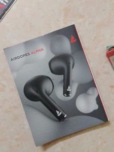 boAt AIRDOPES ALPHA