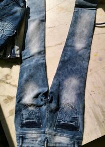 Ripped Jeans Denim