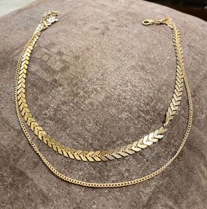 Set of 5 neck pieces