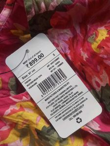 Shein smocked waist floral pattern top S