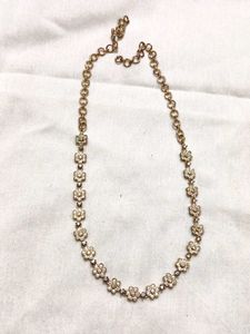 Floral Design Necklace
