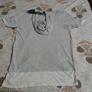 Graphic Print hooded Tee