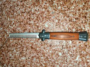 Vintage Switchblade Comb