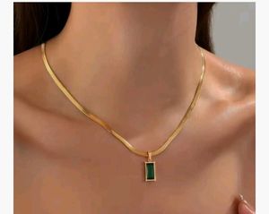 Emerald Pendant Necklace