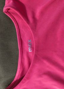Max pink Top🩷