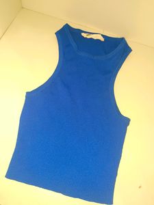 Set Of 3 Sleeveless Tops