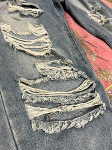URBANIC DAMAGED JEANS