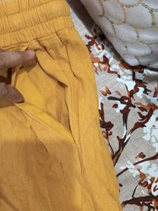 Mustard Casual Pants