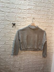 Full high-quality, grey knit sweater 🕷️🕸️‼️