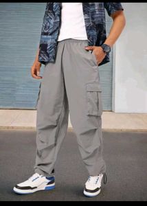 PRICE DROPPED 💥Clearing Sell 2 Cargo +Trouser