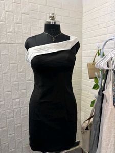 Monroe Twist Dress