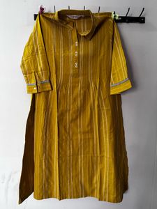 Stylish Striped Kurta