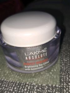 Lakme Absolute Day Creme With Sunscreen
