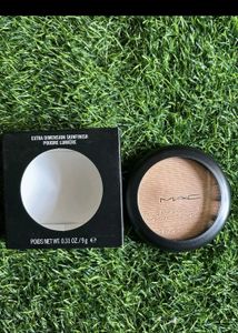 MAC Extra Dimension Skinfinish