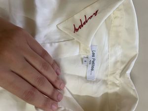 Elegant White flowy Shirt