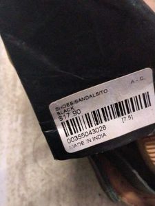 Forever 21 Black Strappy Sandals