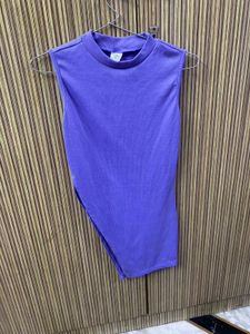Side Cut Top - Trendy