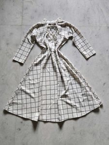 Checkered Casual Midi Dress