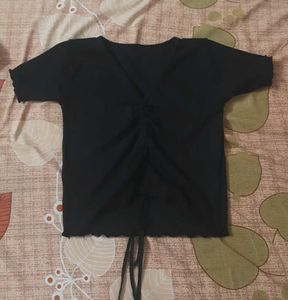 Black V-Neck Crop Top