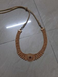 Temple Choker Set