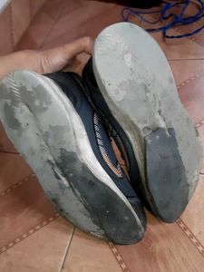 Sports Shoes