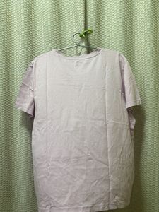 set of 2 casual Levi&#39;s Graphic Tee