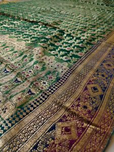 Green Banarasi primium quality 💯 😍 Saree