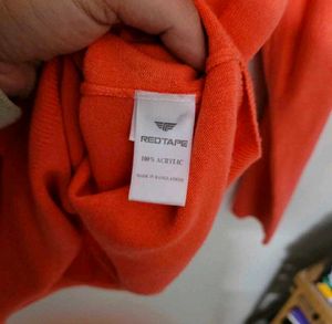 Men&#39;s Coral V-Neck Sweater