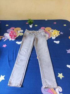 Girl&#39;s Jeans